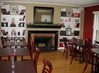 diningroomsm.jpg